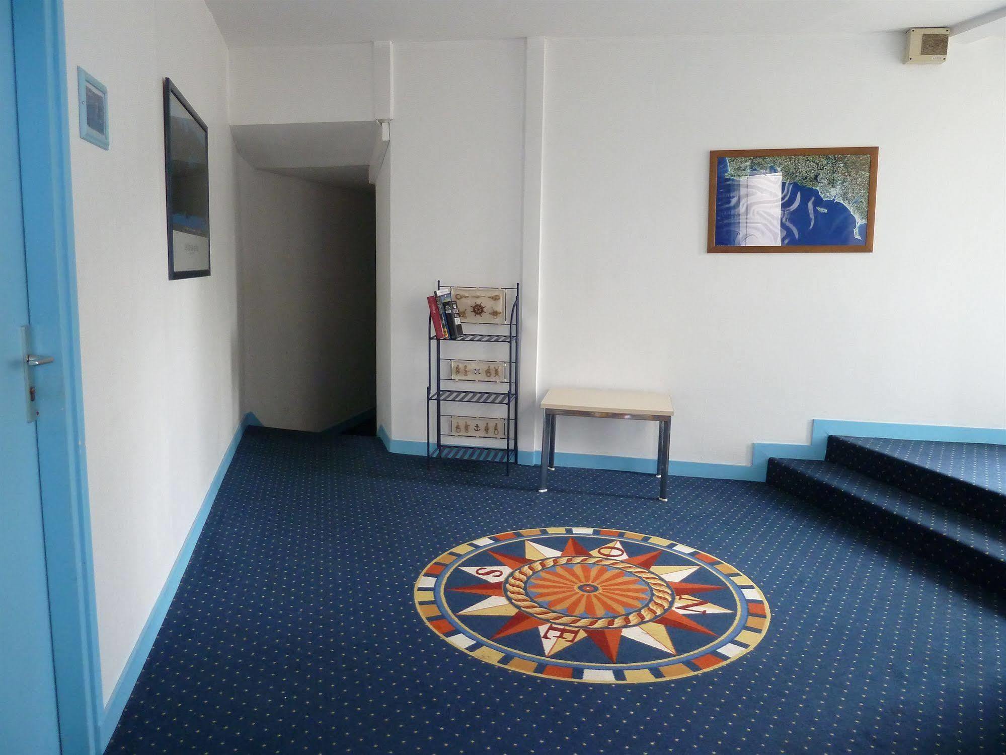 Breizh Hotel Crach 외부 사진